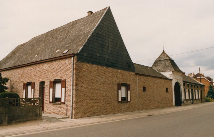 1986: Hof van Ruisbeek (nrs 25-23)