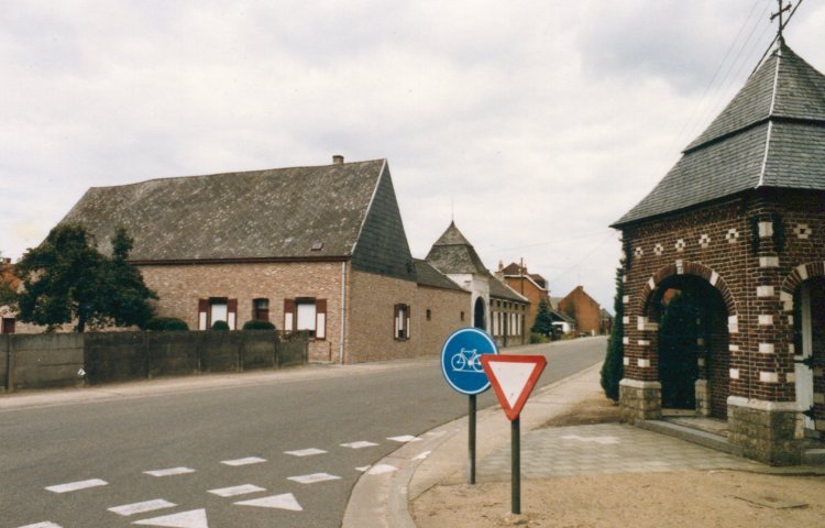 1986: Hof van Ruisbeek met kapel